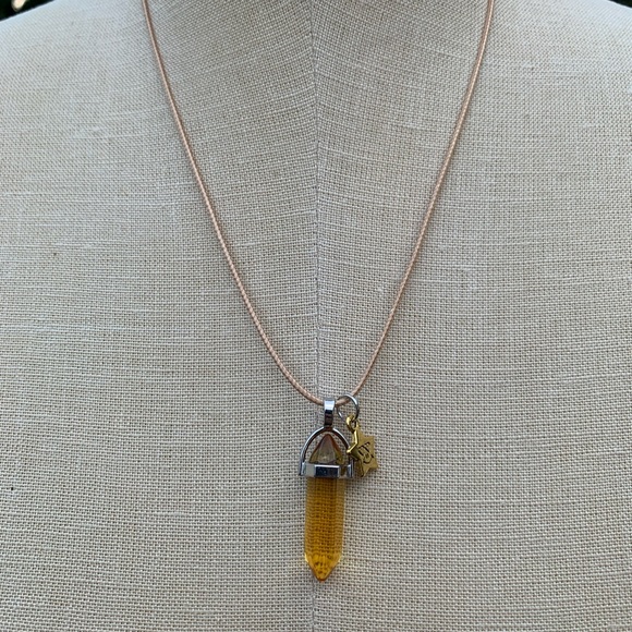 Handmade Resin Crystal Honey Star Amulet Necklace - Picture 9 of 9